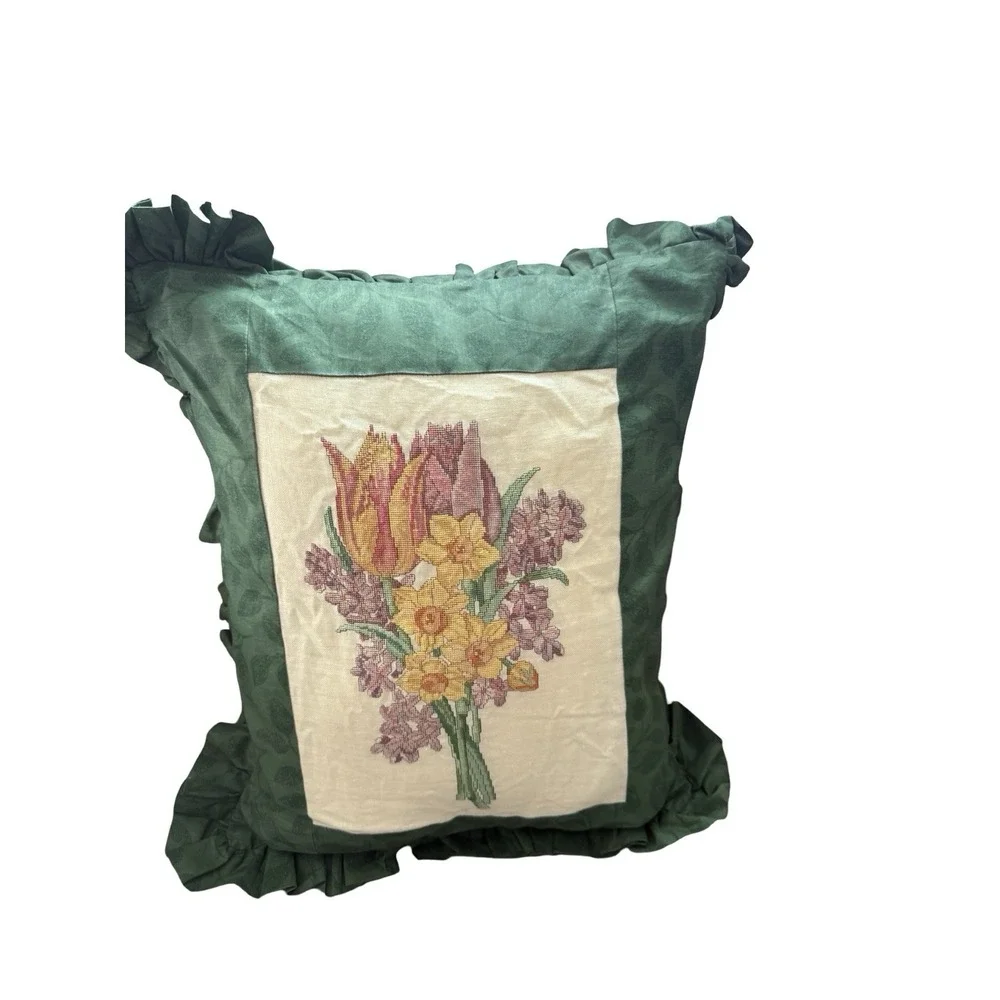 Vintage Handmade decorative pillow needlepoint‎ floral bouquet green grandmacore